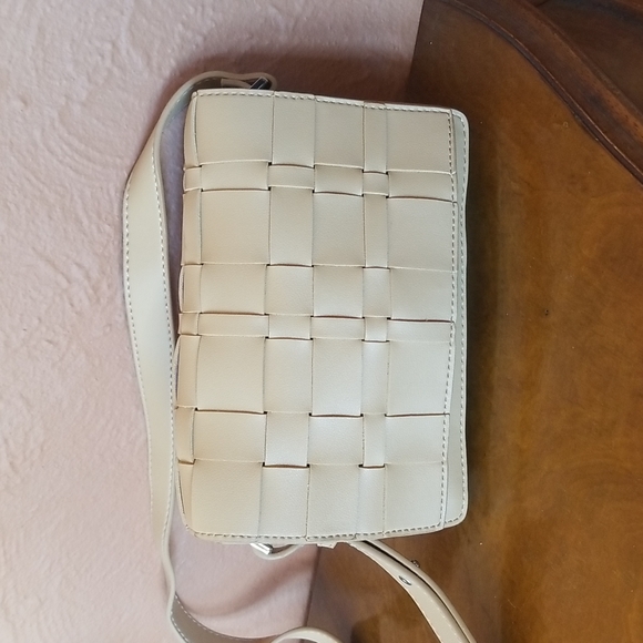 Topshop Mixed Weave Crossbody Bag - Picture 2 of 10